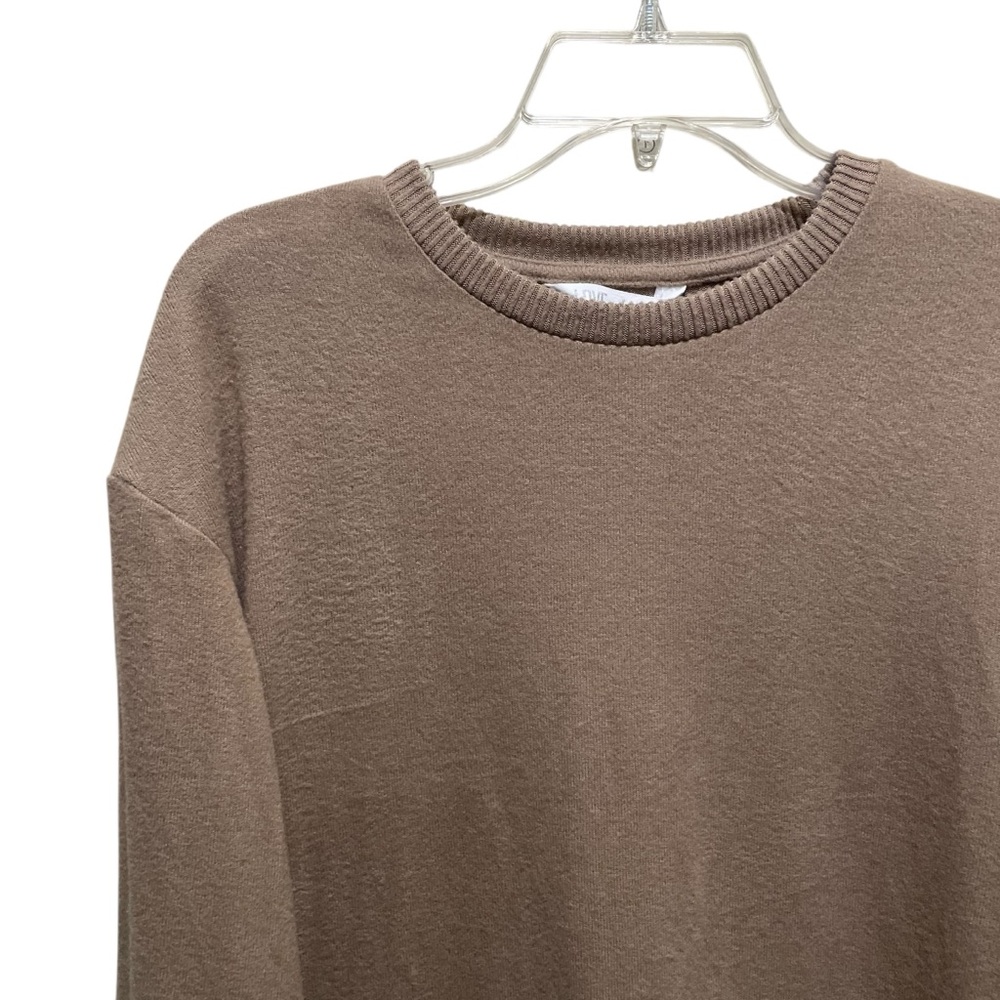 Relaxed Wide-Leg Knit Pants Set in Taupe with White Trim - Picture 4 of 12